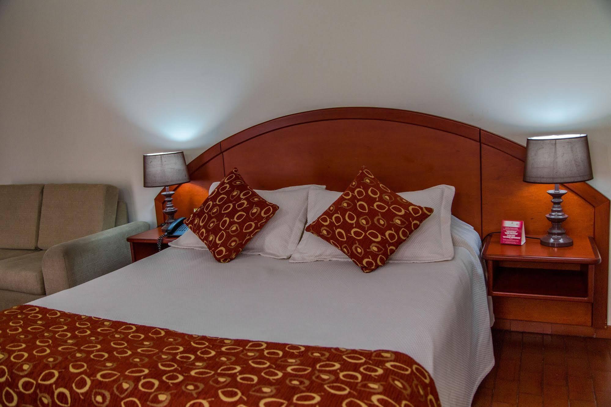 Hotel Don Lolo Villavicencio Exterior photo