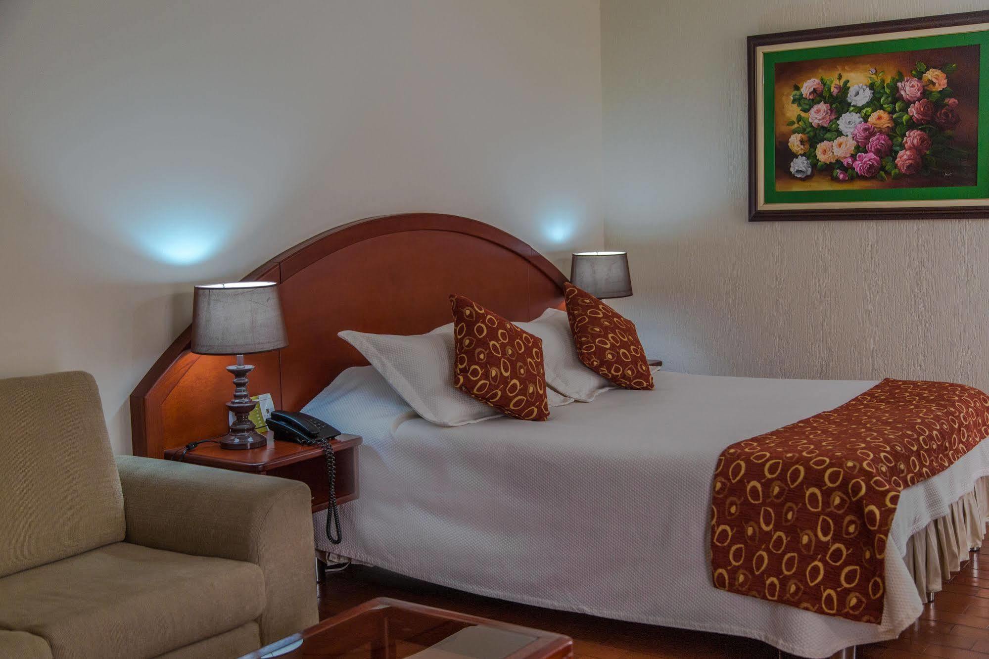 Hotel Don Lolo Villavicencio Exterior photo